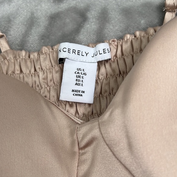 cropped top - Picture 2 of 3